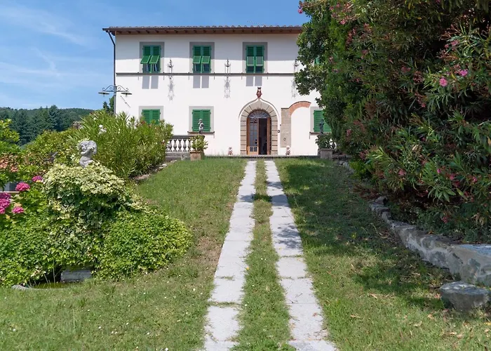 Villa Castel Del Monte
